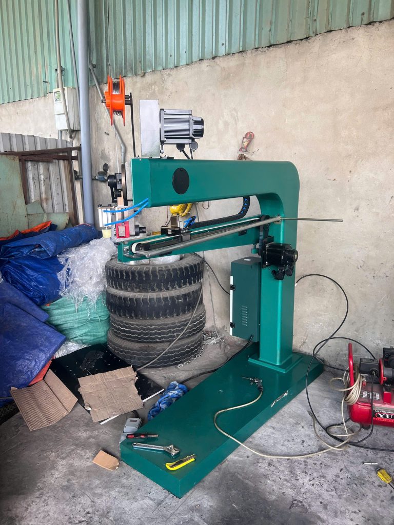 BÀN GIAO MÁY ĐÓNG GHIM THỦ CÔNG 2 Servo